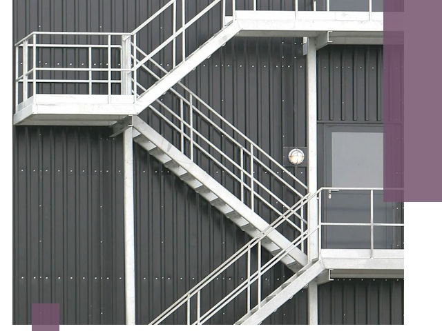 Изготовление и монтаж пожарных лестниц в Череповце быстро и надежно