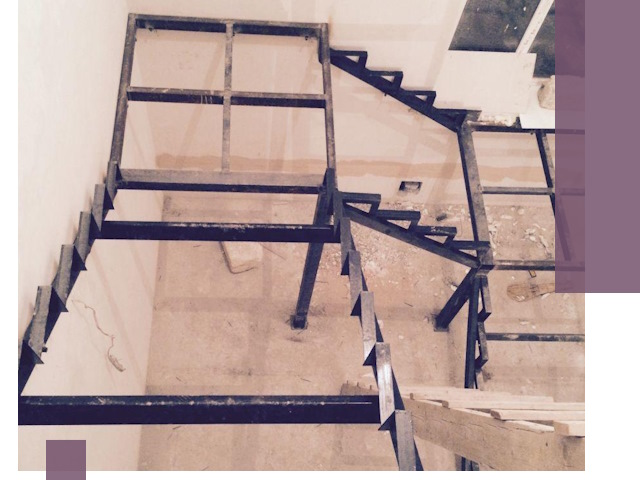 Монтаж лестниц на металлокаркасе в Череповце быстро и качественно