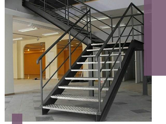 Лестницы для офиса в Череповце: изготовление, монтаж, демонтаж