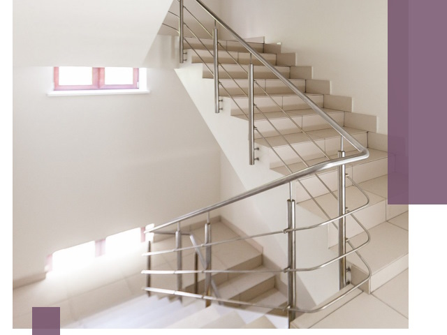 Установка и замена перил в подъезде в Череповце