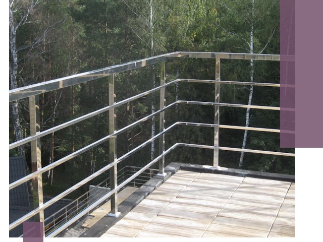 Парапеты из нержавеющей стали в Череповце — изготовление и монтаж